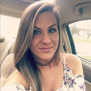 Meet your Posher, Cassie